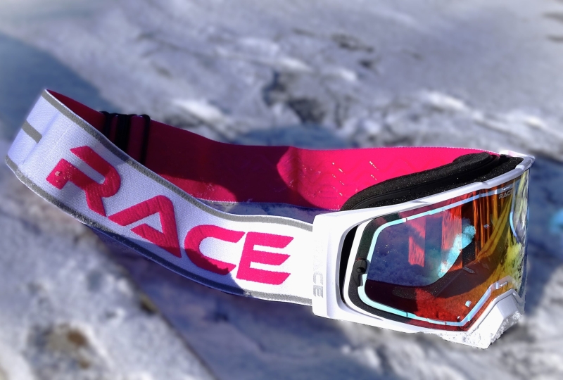 HOLESHOT X – SHINY WHITE (PINK) – 2026